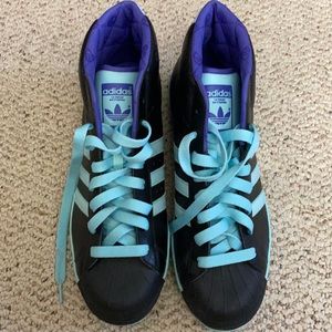 Adidas pro hi top. 60 years of soles+stripes Ed.